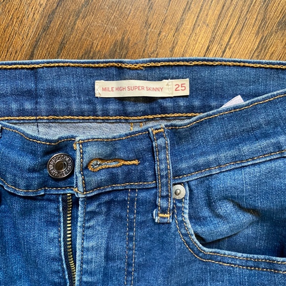 Levis's Mile High Super Skinny Jeans - Picture 4 of 4